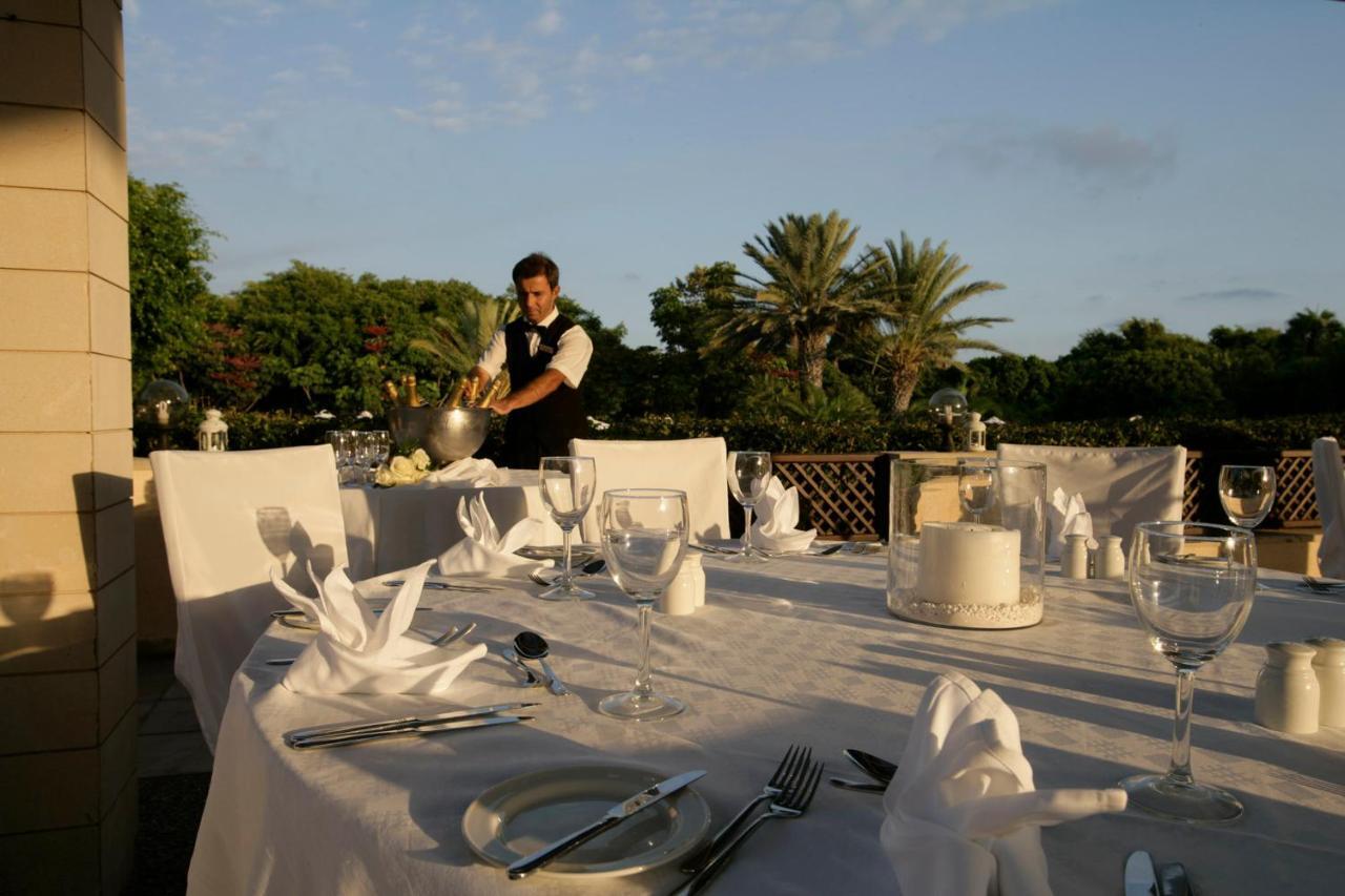 Avanti Hotel Paphos Esterno foto